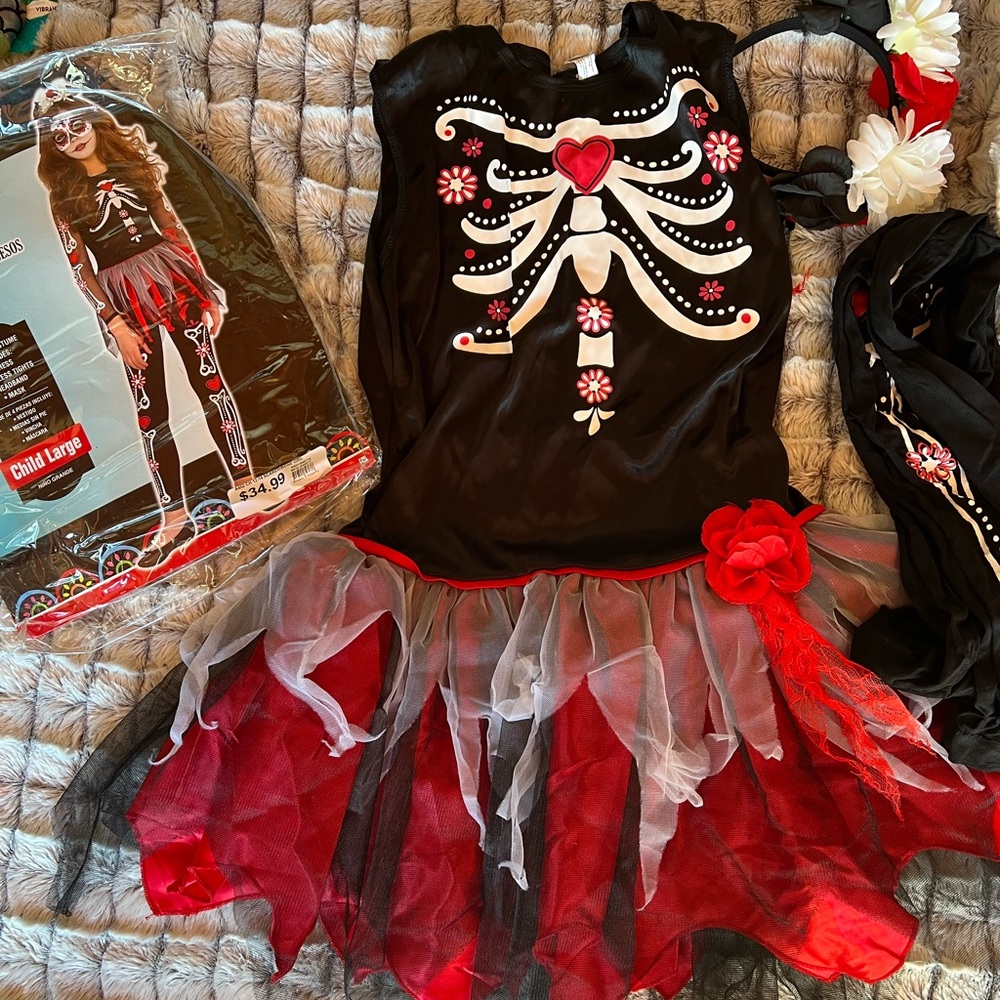 Sugar skull scared to the bone Halloween costume.